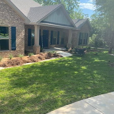 Elevate-your-landscape-with-professional-mulching-Destin-FL 0